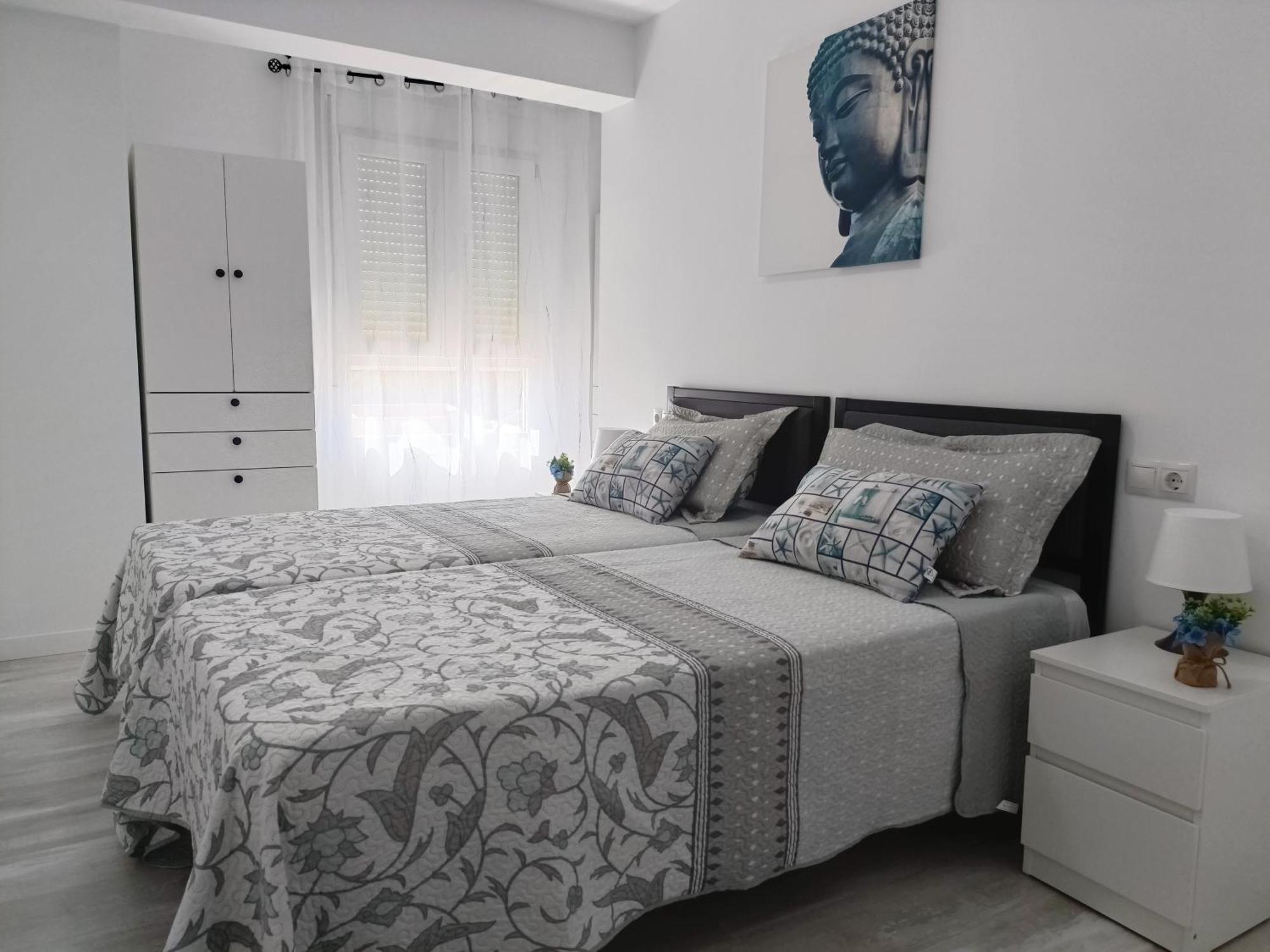 Mare De Deu, Vivienda Vacacional Para Familias Y Mayores De 25 Anos En El Grao De Gandia-Playa Playa de Gandia Dış mekan fotoğraf