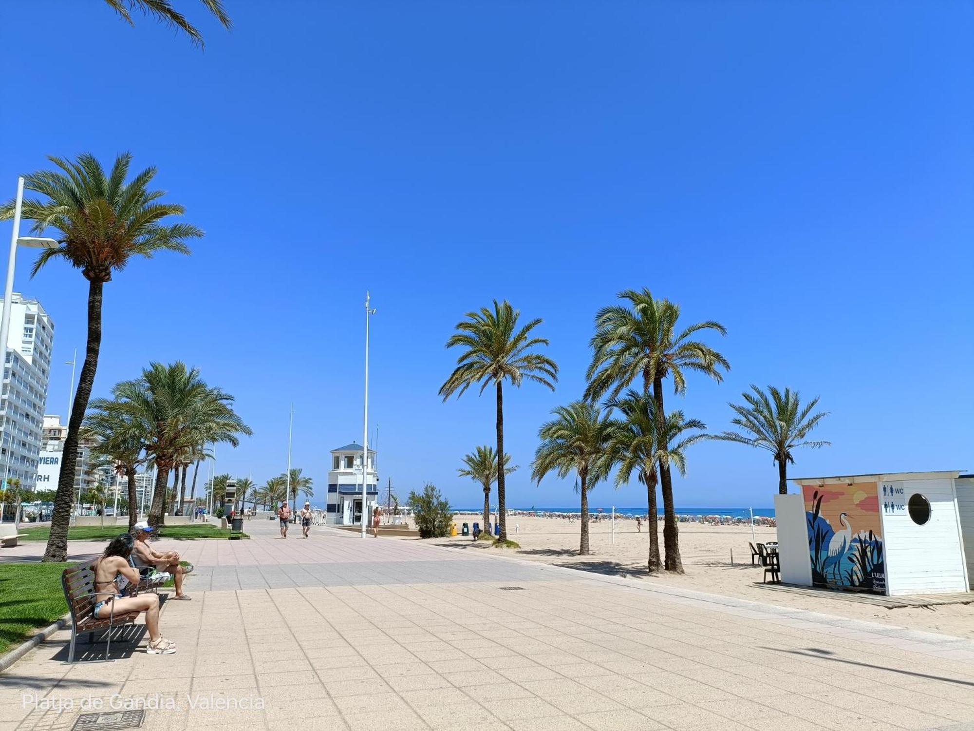Mare De Deu, Vivienda Vacacional Para Familias Y Mayores De 25 Anos En El Grao De Gandia-Playa Playa de Gandia Dış mekan fotoğraf